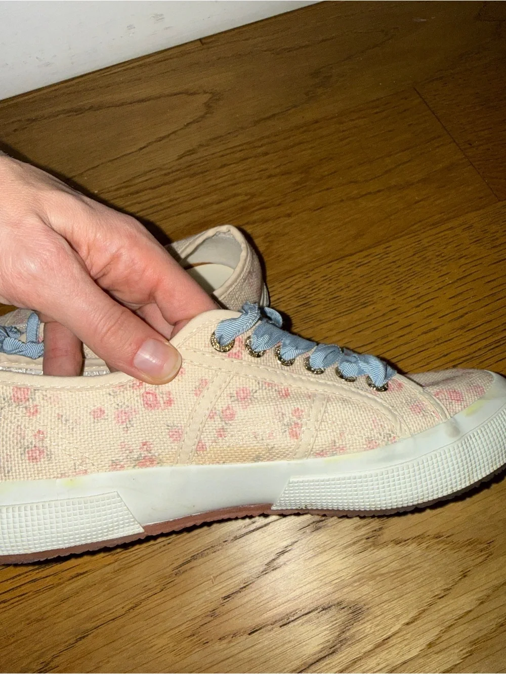 LoveShackFancy Cream and Pink Floral Low-Top Sneakers with Light Blue Laces
